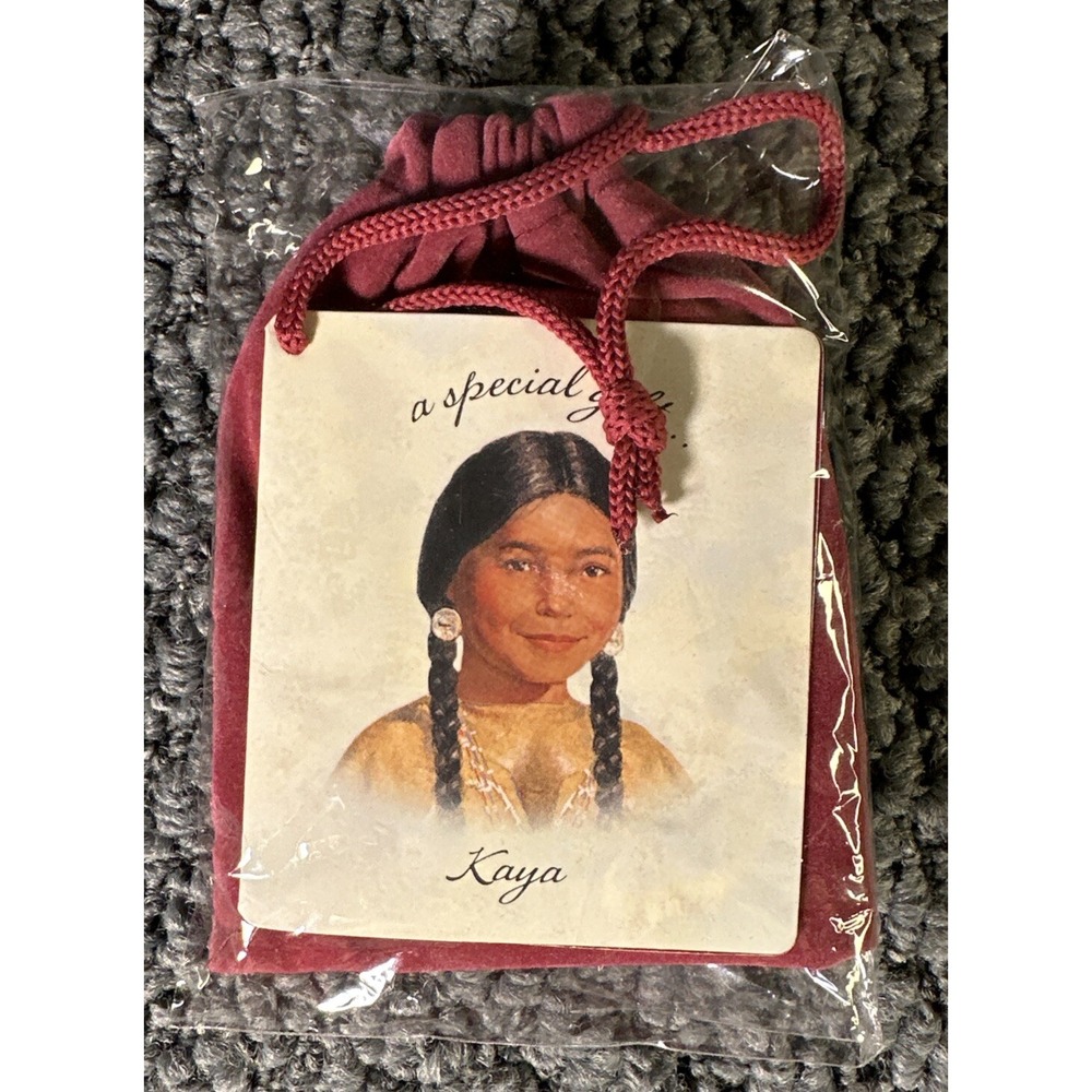 NEW with Tag Hallmark The American Girl Collection KAYA Charm and Bracelet‎ 2002 - Picture 4 of 7